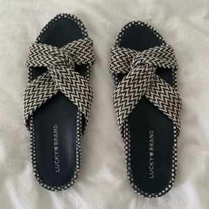 Lucky Brand Black and White Woven Cross Strap Sandals